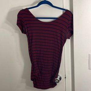 Maroon and navy blue striped T-shirt with zipper on the back